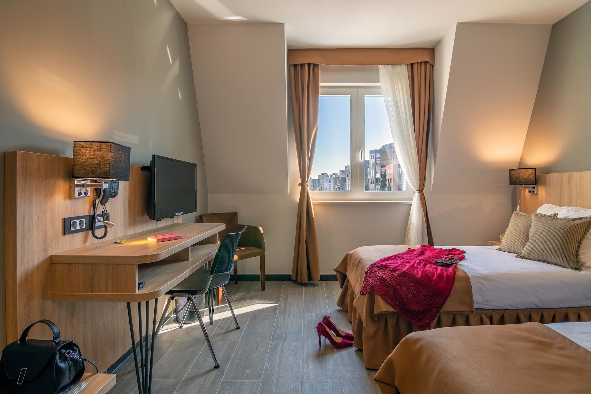 Hotel Resurs Podgorica Eksteriør bilde